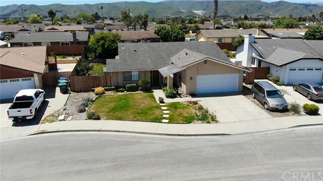 Property Photo:  909 Tarragon Court  CA 93436 