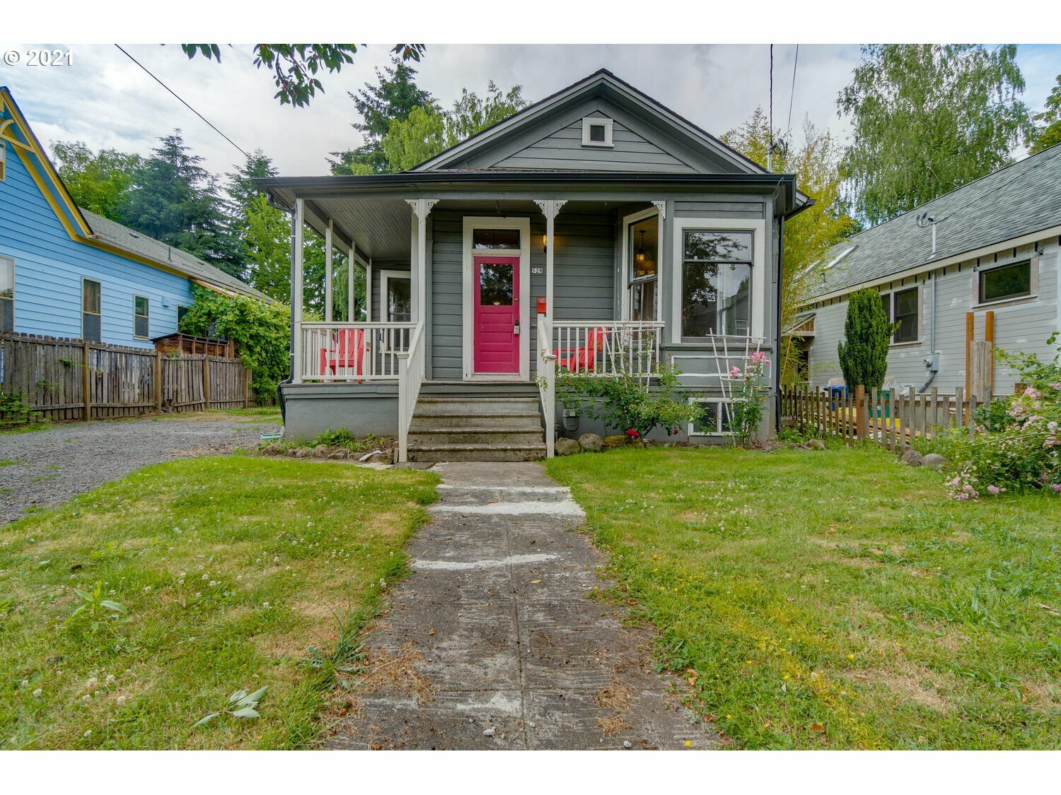 Property Photo: 528 NE Tillamook St OR 97212