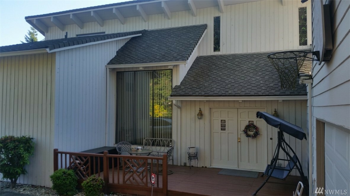 Property Photo:  4609 78th Place SW  WA 98275 