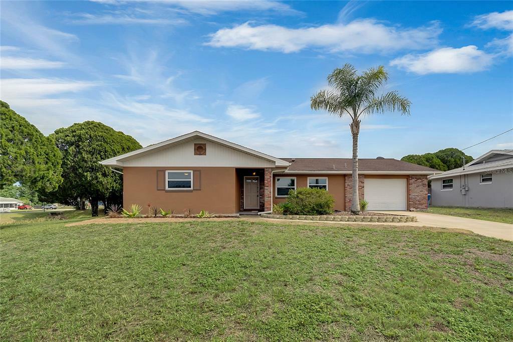 Property Photo: 750 Crestview Drive FL 32763