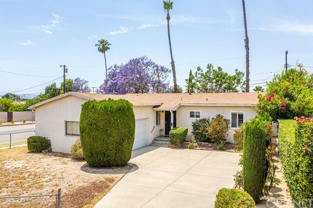 Property Photo:  8001 Longridge Avenue  CA 91605 