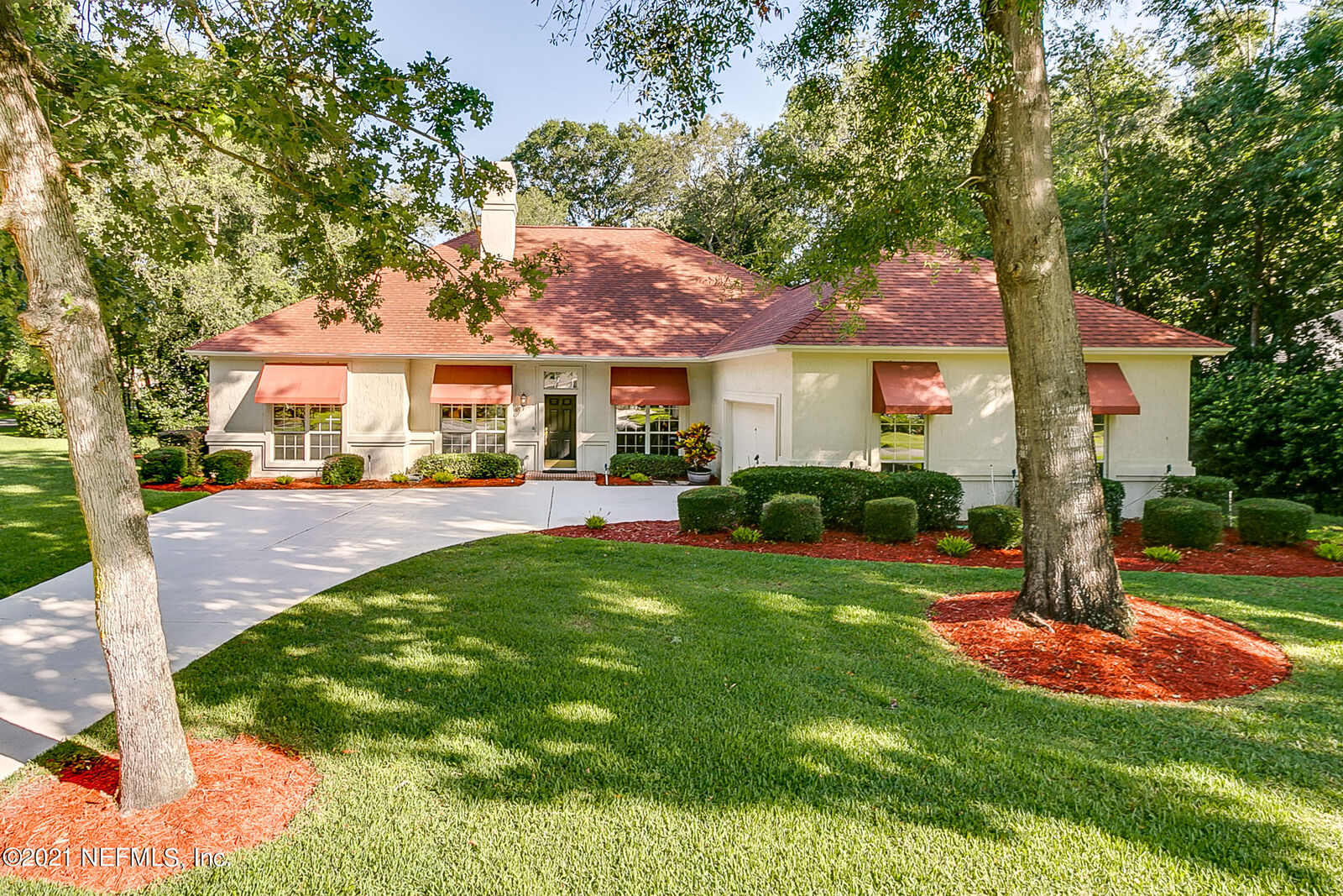 Property Photo: 3600 Long Cove Court FL 32043