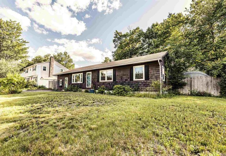 Property Photo: 39 Sanborn Drive NH 03063