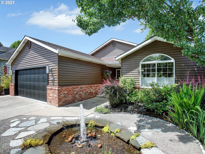 7129 N Knowles Ave  Portland OR 97217 photo