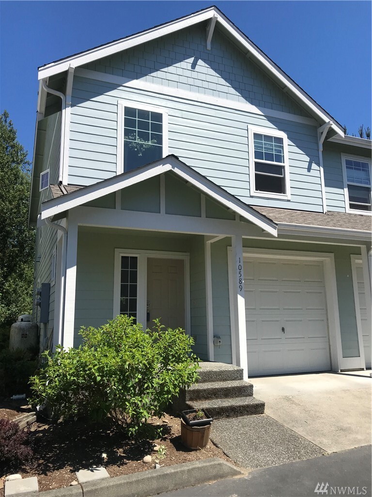 Property Photo: 10589 NE Kingston Meadows Cir WA 98346