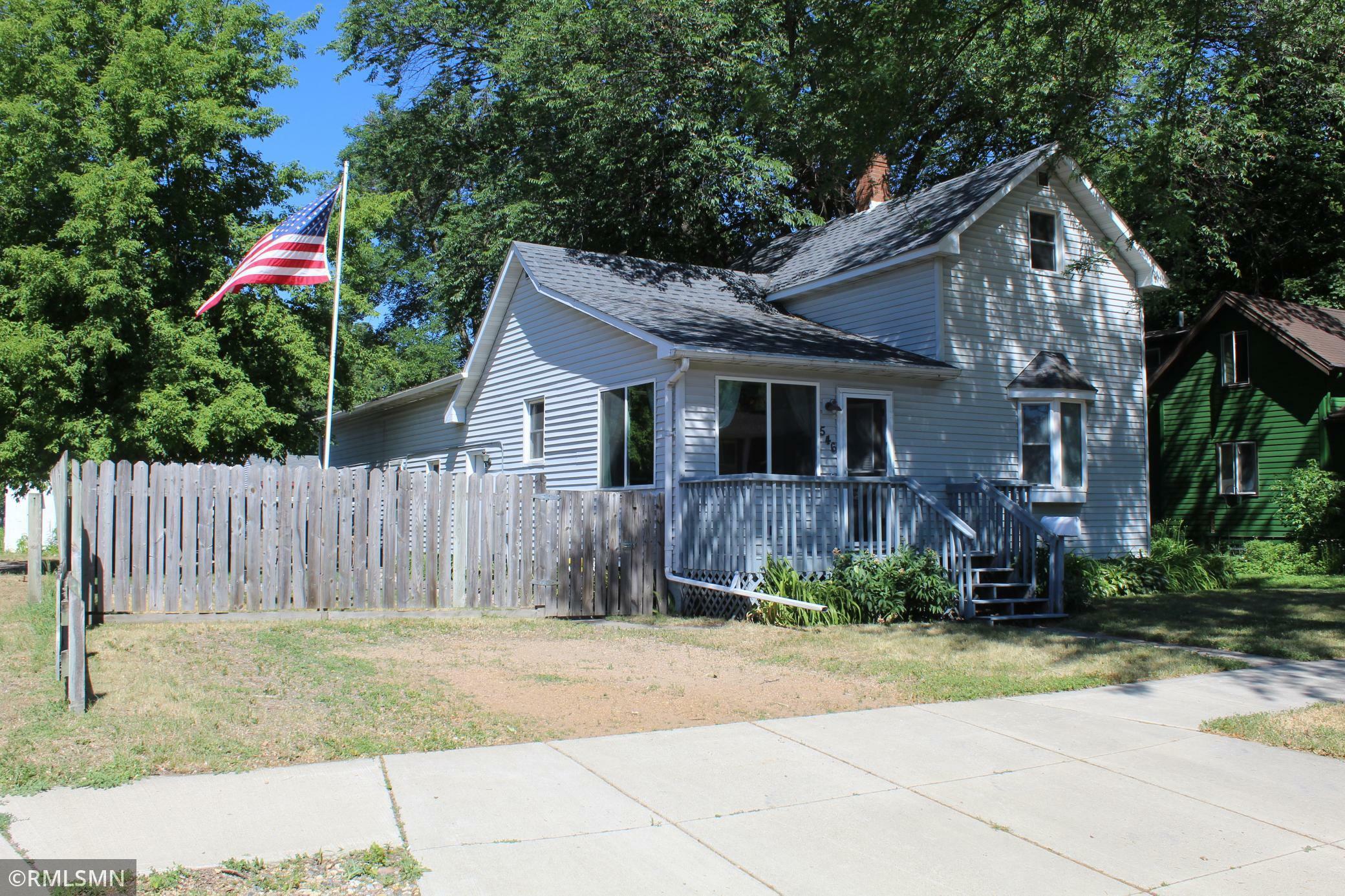 Property Photo:  546 Jefferson Street SE  MN 55350 