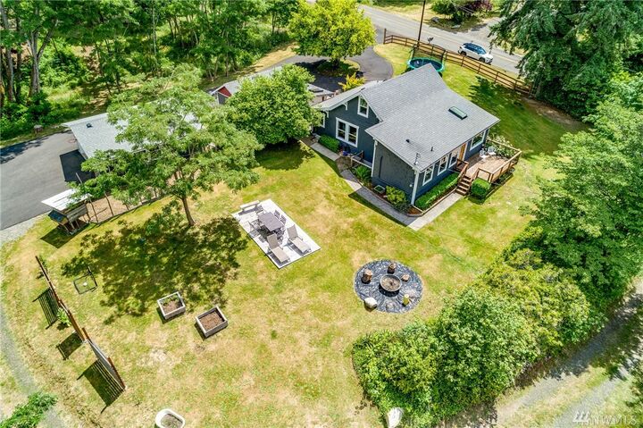 Property Photo:  80 NE Vena St  WA 98311 