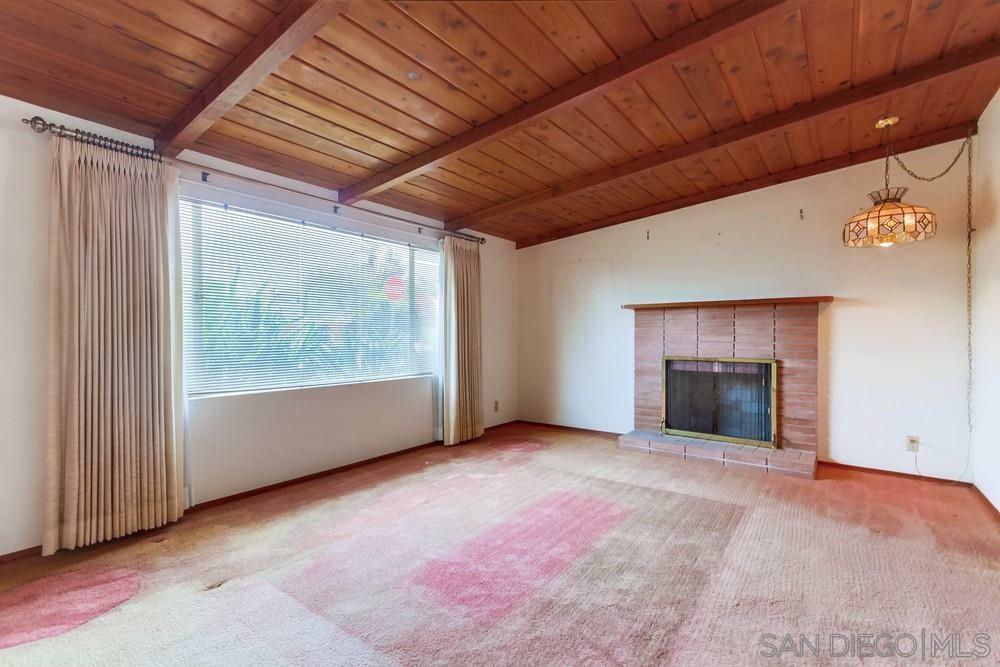 Property Photo:  602 Rockledge Street  CA 92054 