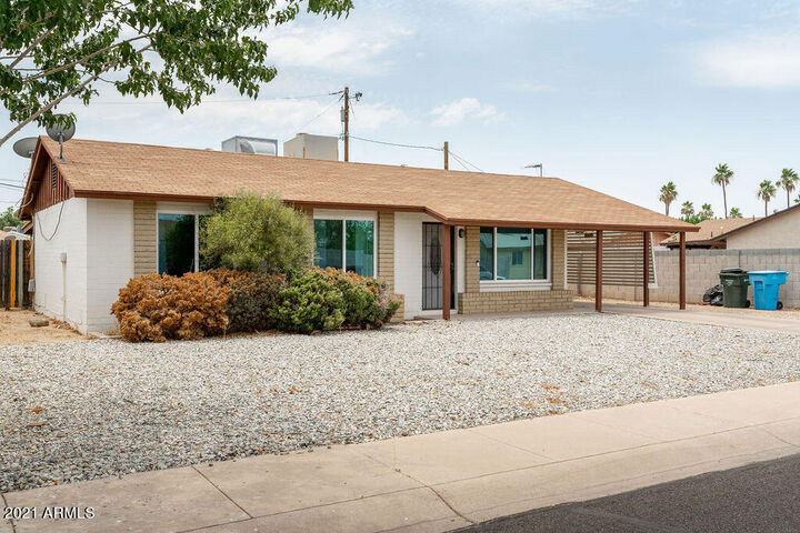 Property Photo: 1525 W Hartford Avenue AZ 85023