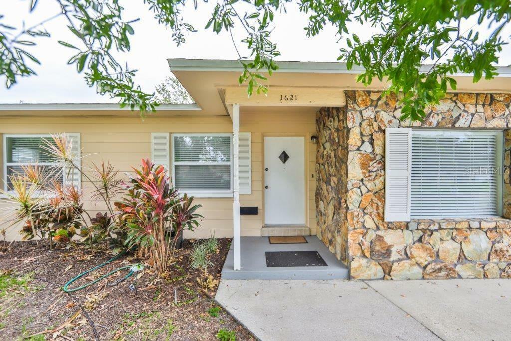 Property Photo:  1621 52nd Street N  FL 33710 