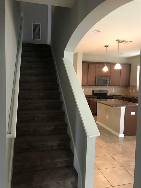 Property Photo:  5204 Sanderling Ridge Drive  FL 33547 