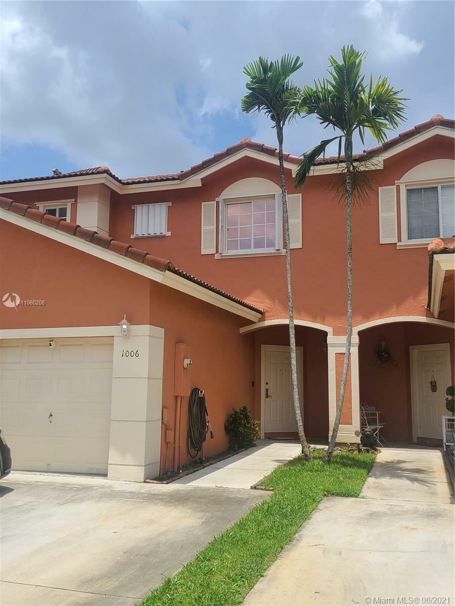 Property Photo:  1006 NW 100th Ave  FL 33024 