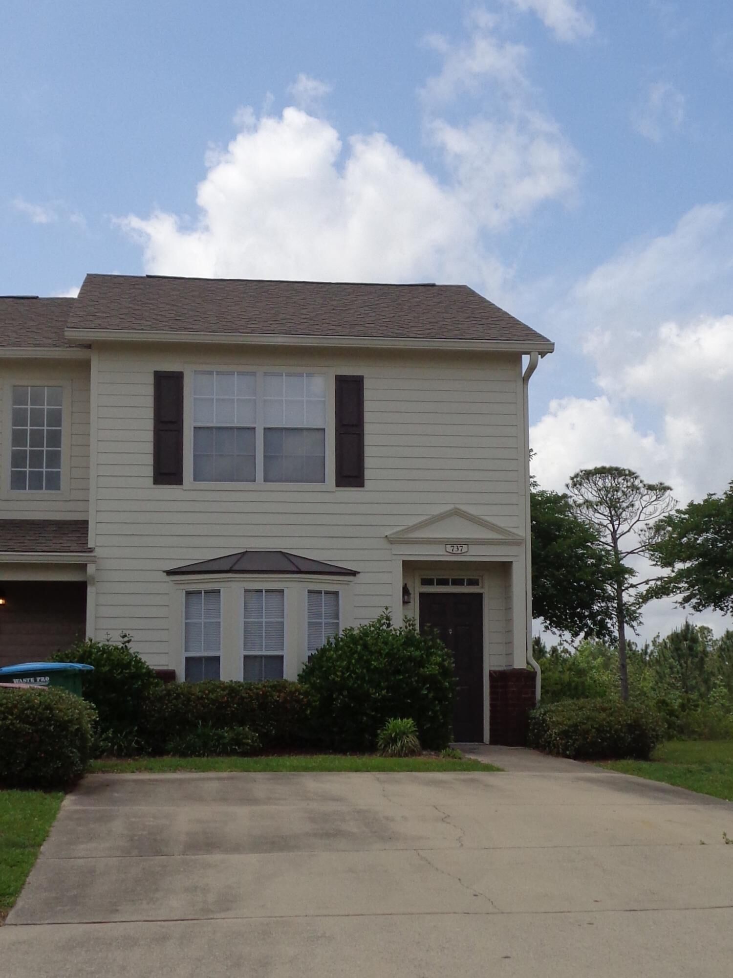 Property Photo:  737 Majestic Drive  FL 32536 
