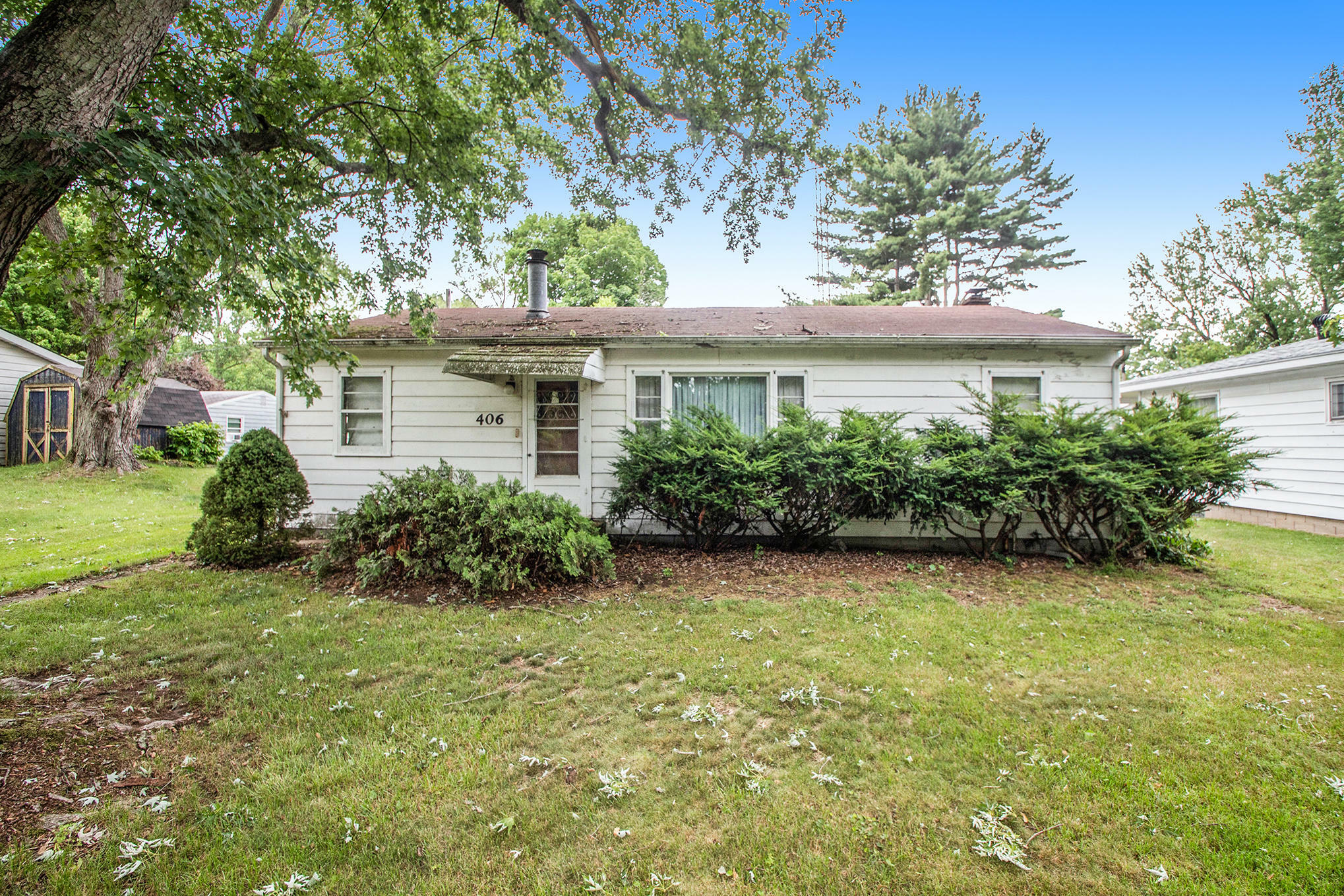 Property Photo:  406 Park Street  MI 49103 