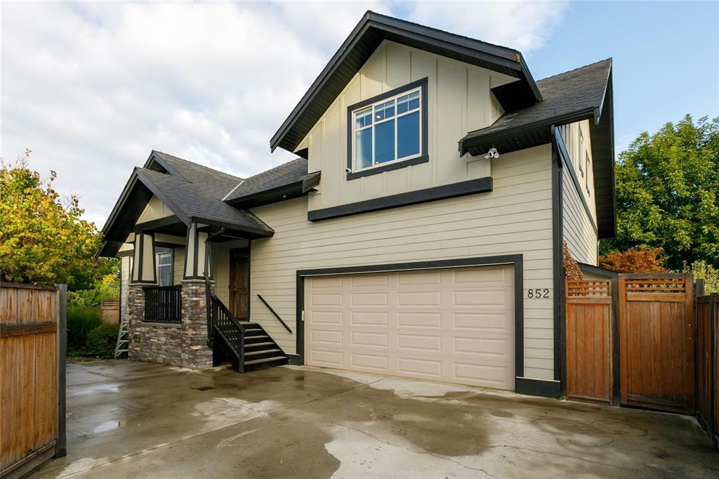 Property Photo: 852 Dehart Avenue BC V1Y 6A1