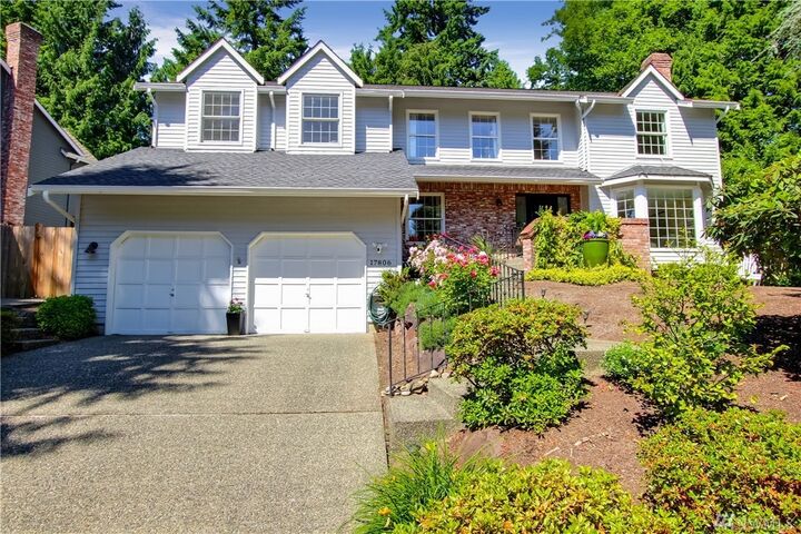 Property Photo: 17806 NE 138th Ct WA 98052