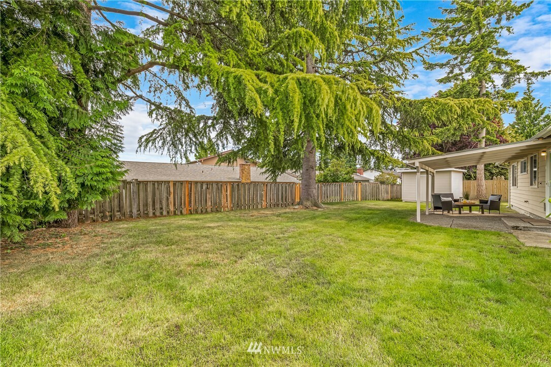 Property Photo:  13743 SE 172nd Street  WA 98058 