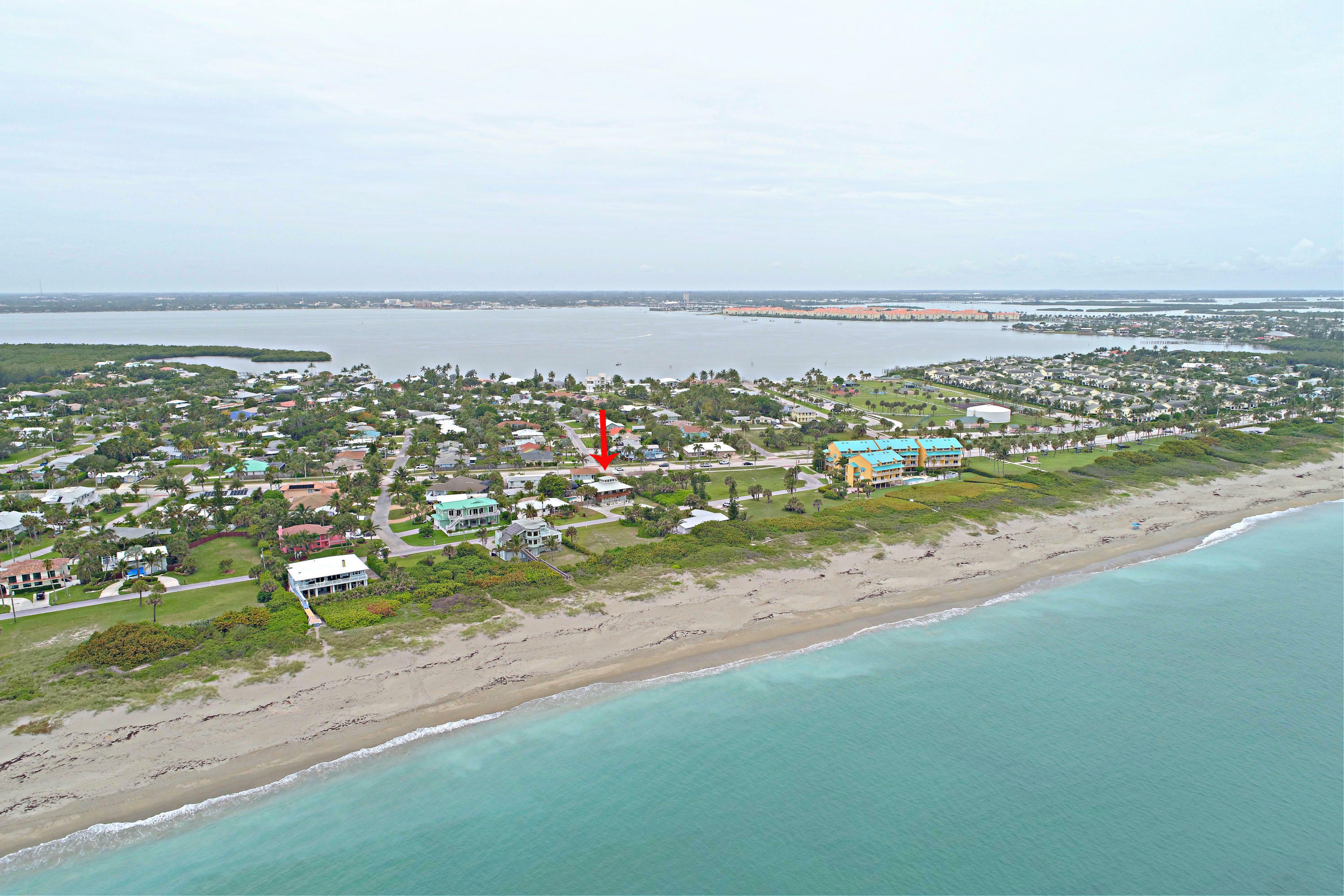 Property Photo:  1611 Surfside Drive  FL 34949 