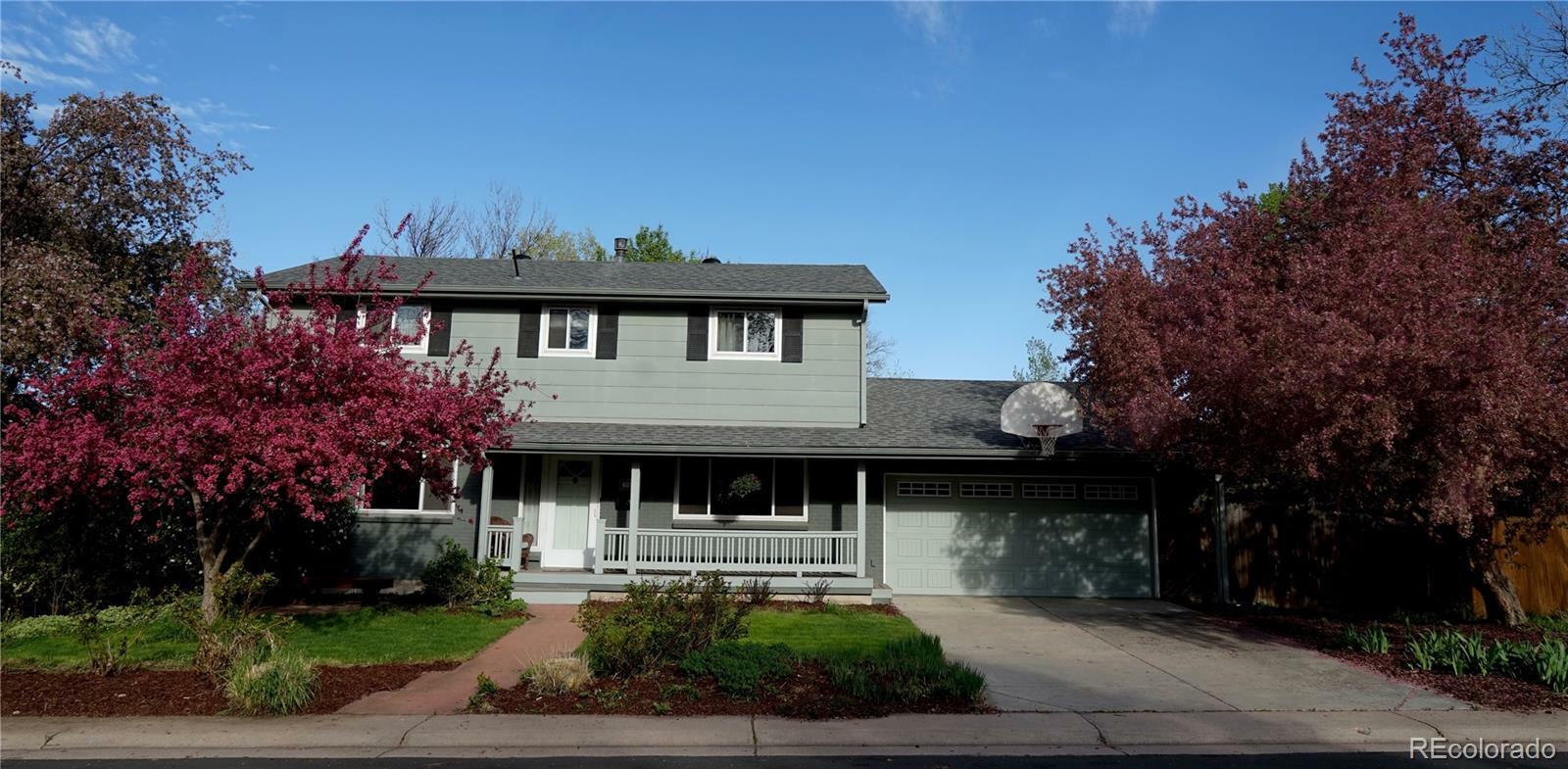 Property Photo: 566 W Easter Place CO 80120