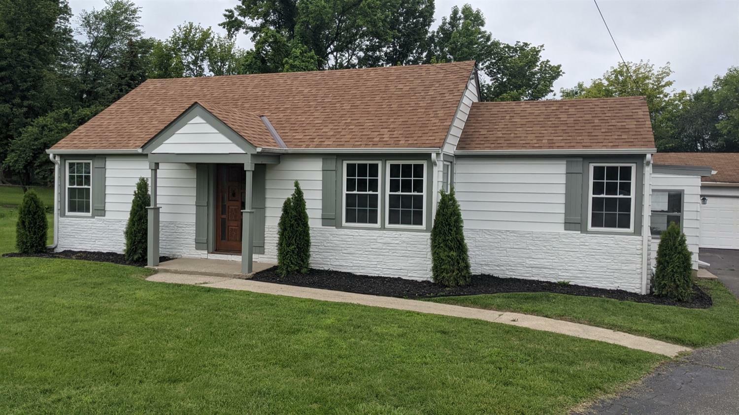 Property Photo:  10449 Woodleigh Ct  OH 45241 