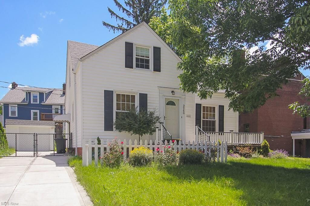 Property Photo:  3260 Desota Avenue  OH 44118 