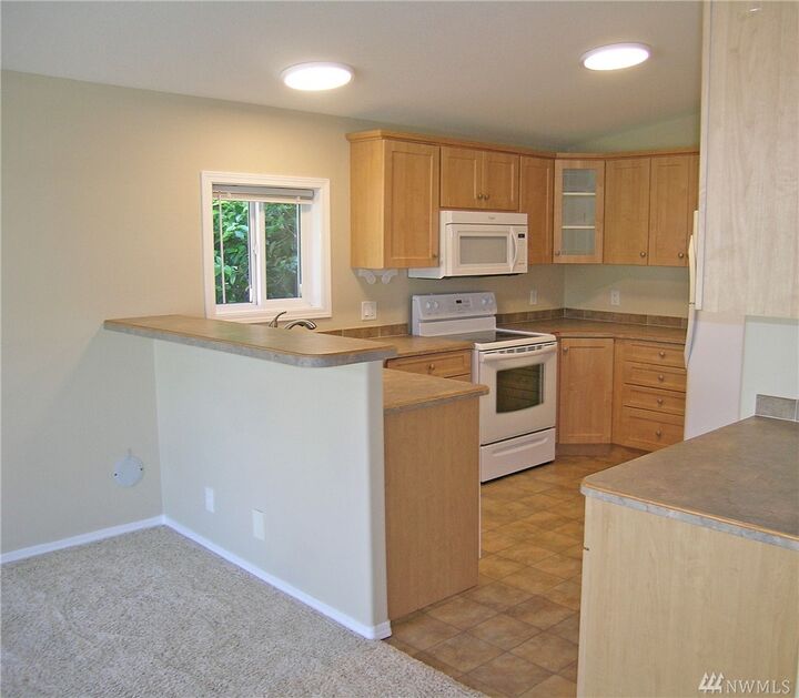 Property Photo:  921 Autumn Lane 235  WA 98229 
