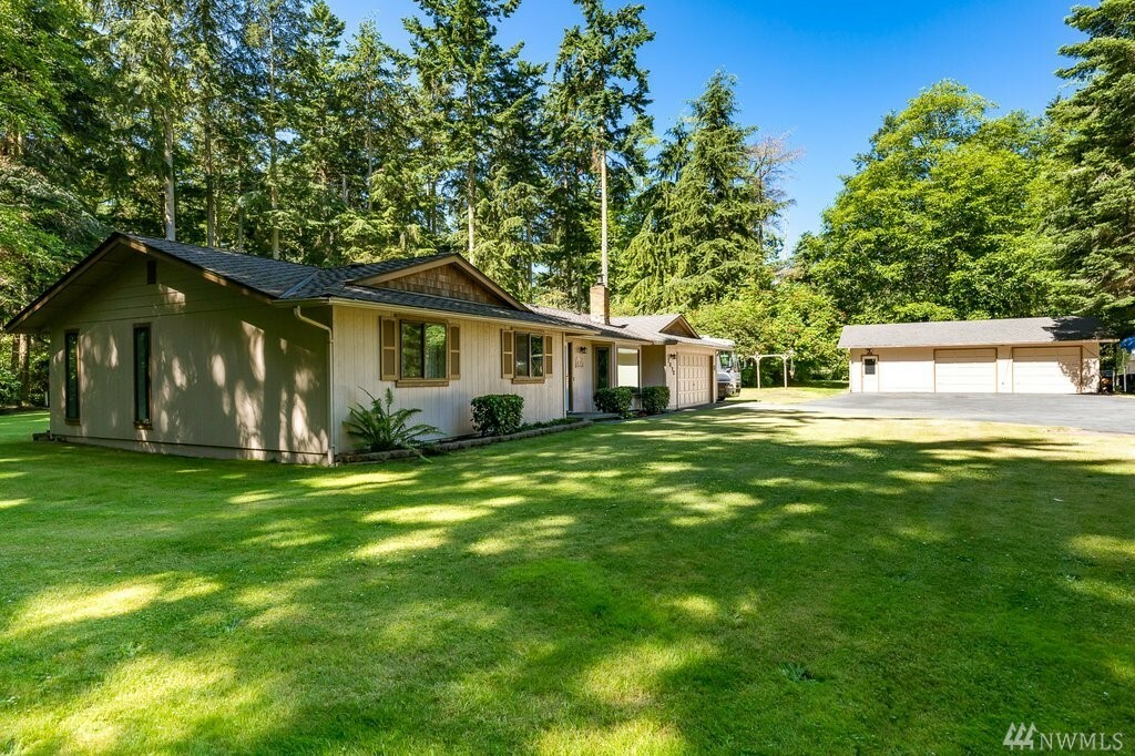 Property Photo:  1876 Zylstra  WA 98277 