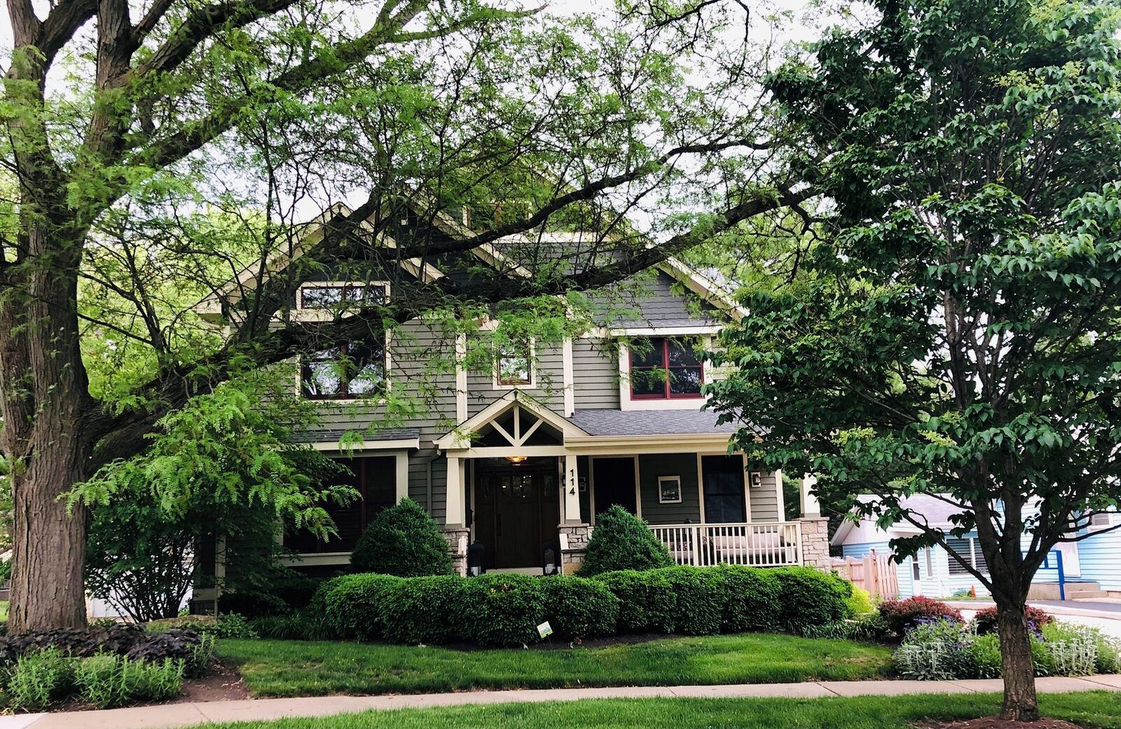 Property Photo:  114 S Ewing Street  IL 60540 