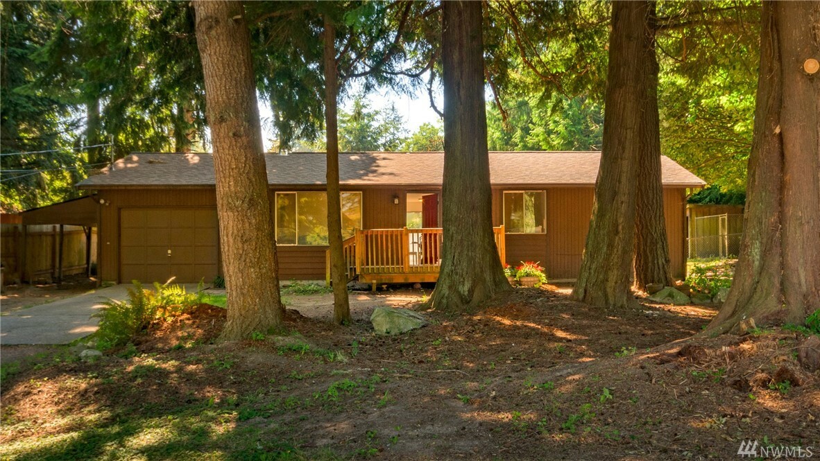 Property Photo:  26814 Webb Cir NE  WA 98346 