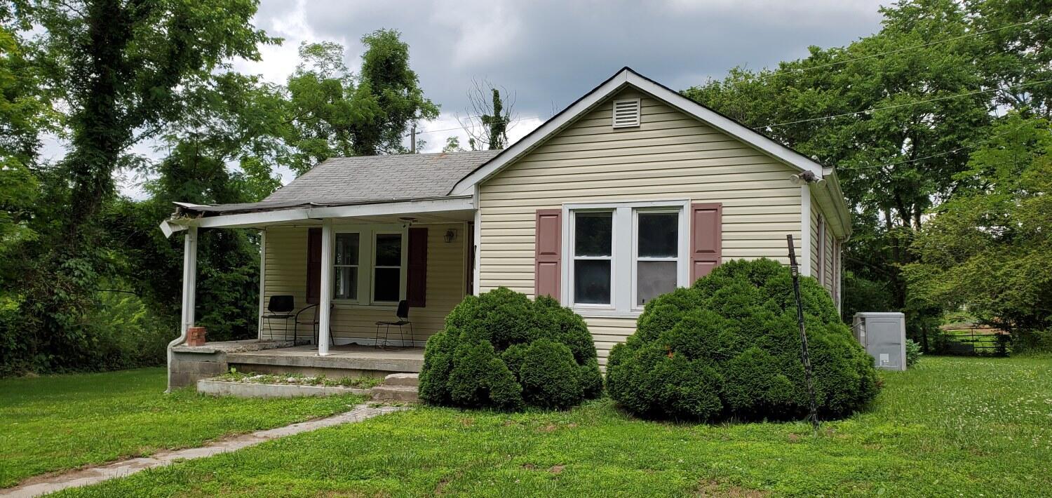 Property Photo:  260 Old New Pike  KY 40464 