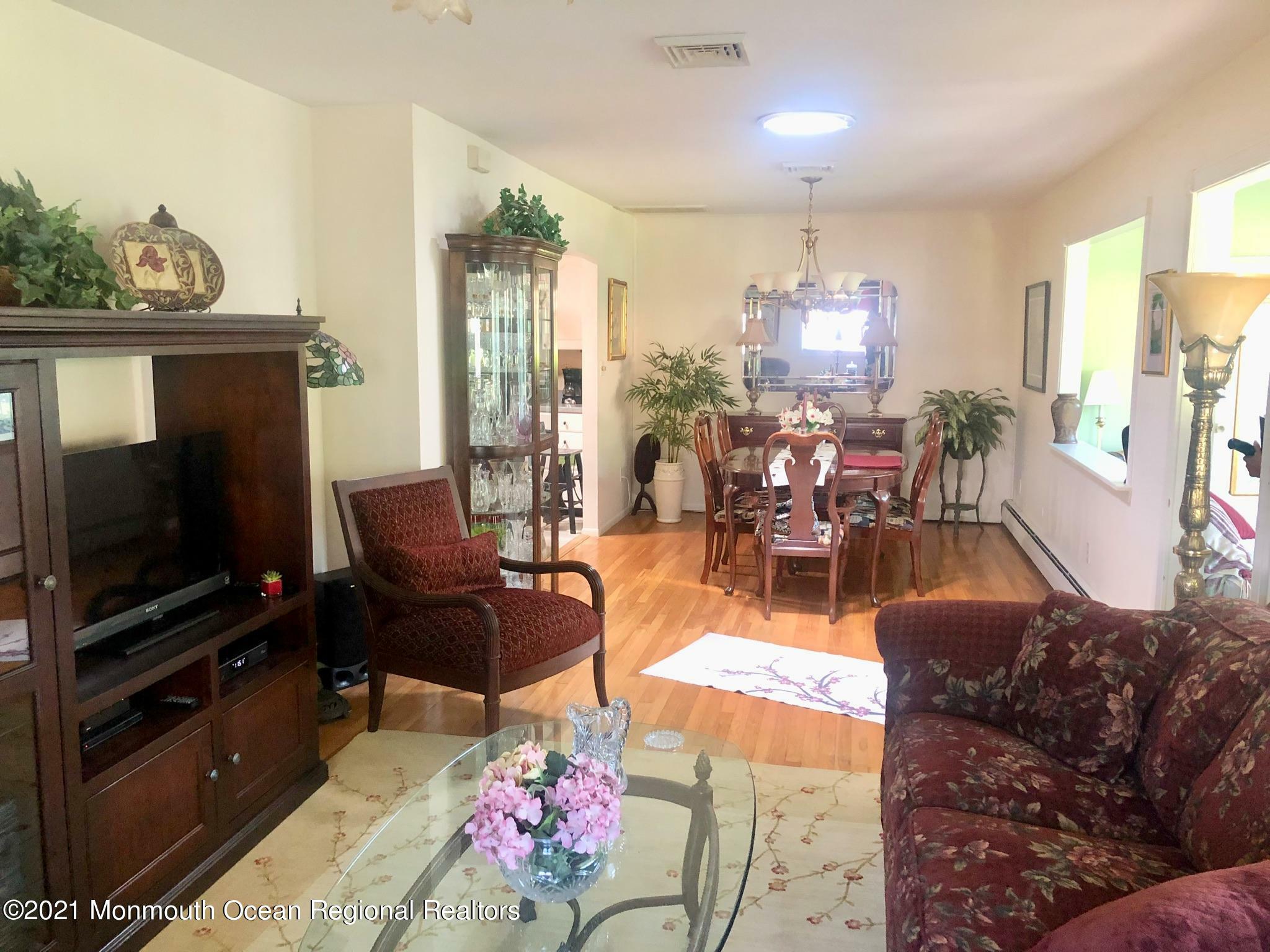 Property Photo:  7 Hemlock Street D  NJ 08757 