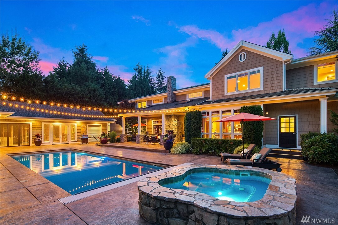 Property Photo: 3114 220th St SE WA 98021