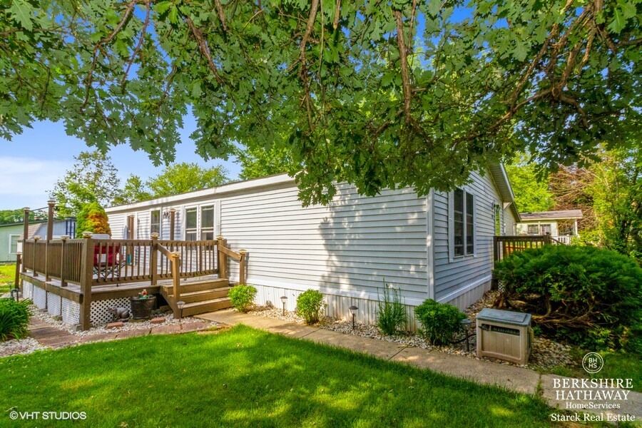 Property Photo:  4515 Harris Drive  IL 61065 