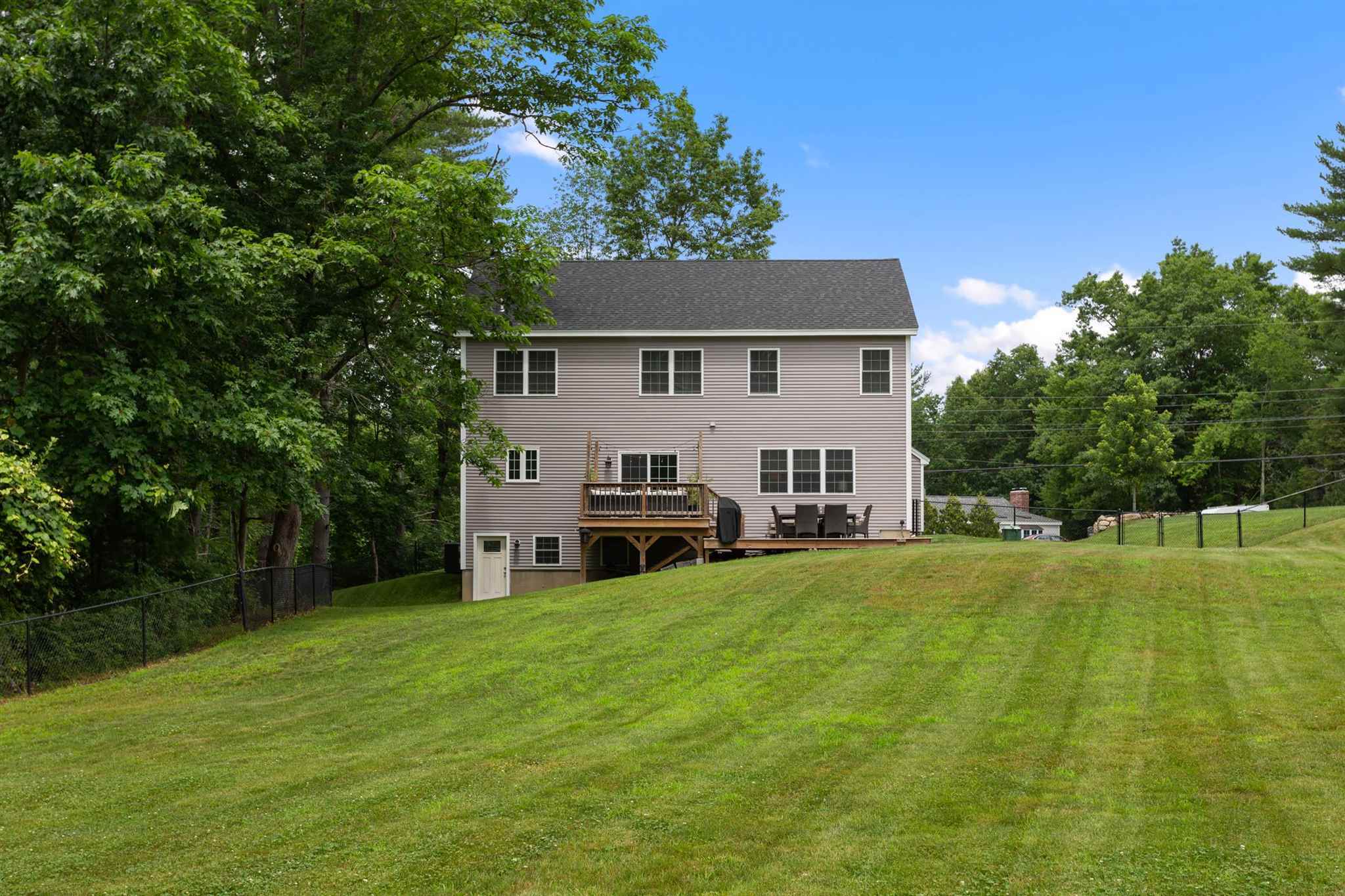 Property Photo:  61 Litchfield Road  NH 03053 