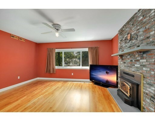 Property Photo:  40 Moody St  MA 01922 