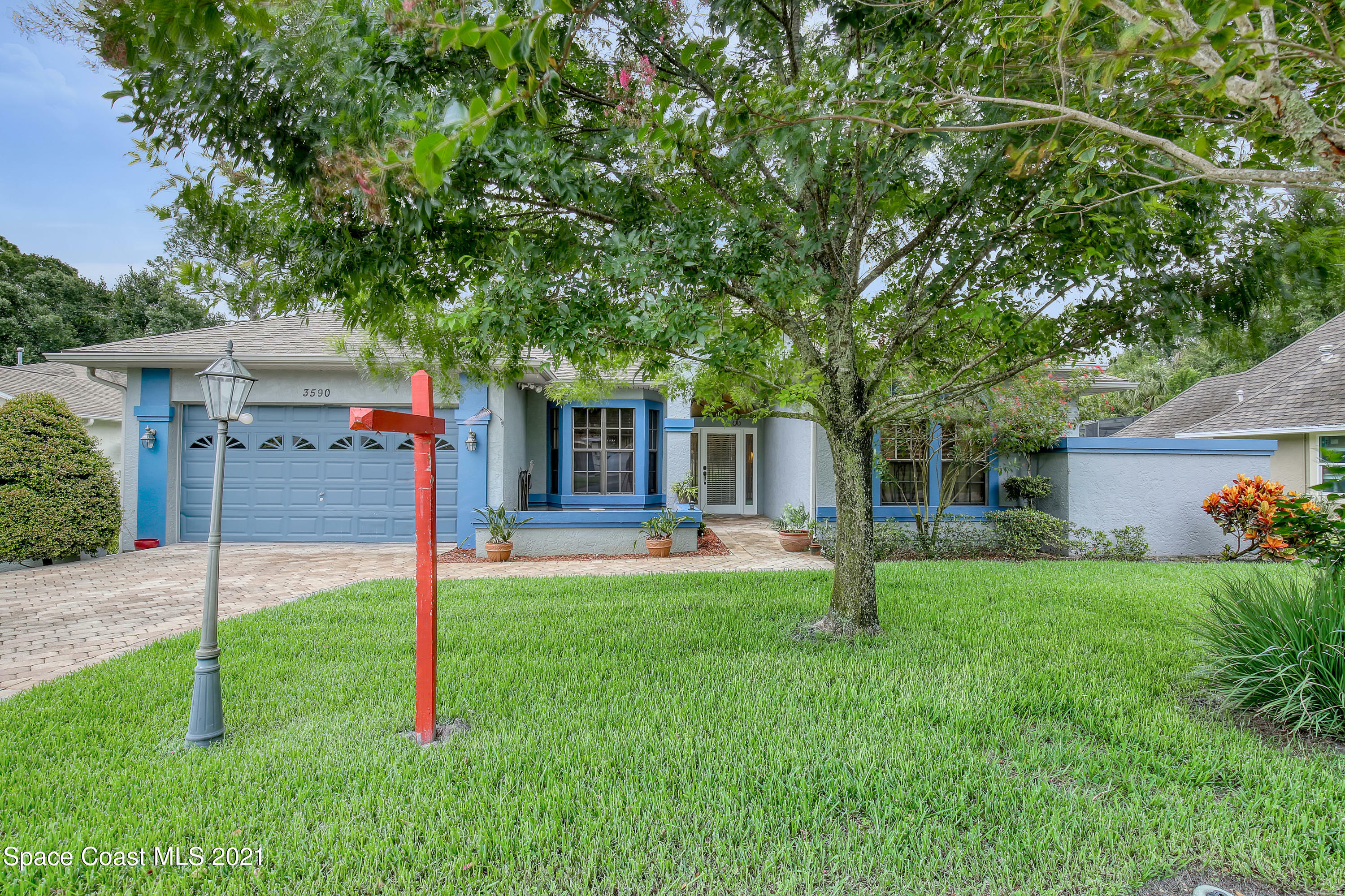 Property Photo: 3590 Belle Arbor Circle FL 32780