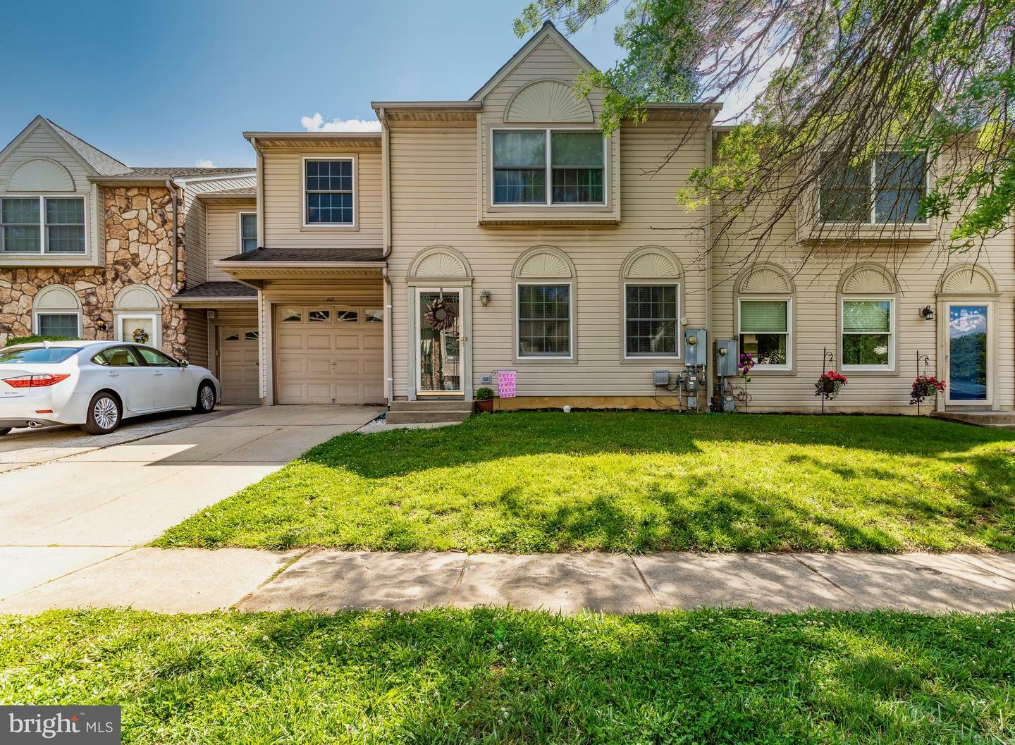 Property Photo:  112 Carriage Lane  NJ 08085 