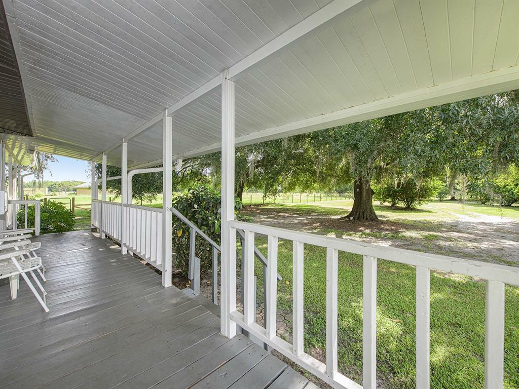 Property Photo:  12300 Old Grade Road  FL 33868 