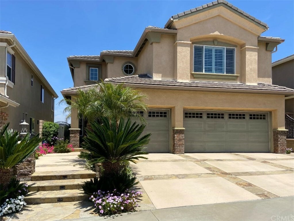 Property Photo:  24585 Summerland Circle  CA 92677 