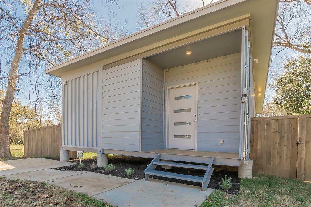 Property Photo:  2918 Brigham Lane  TX 75215 