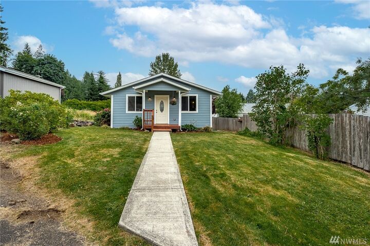Property Photo:  111 SE Canyon St  WA 98596 
