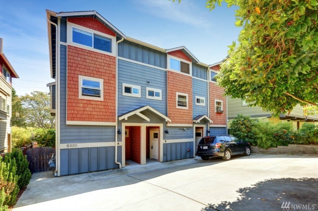 Property Photo: 6330 34th Ave SW A WA 98126