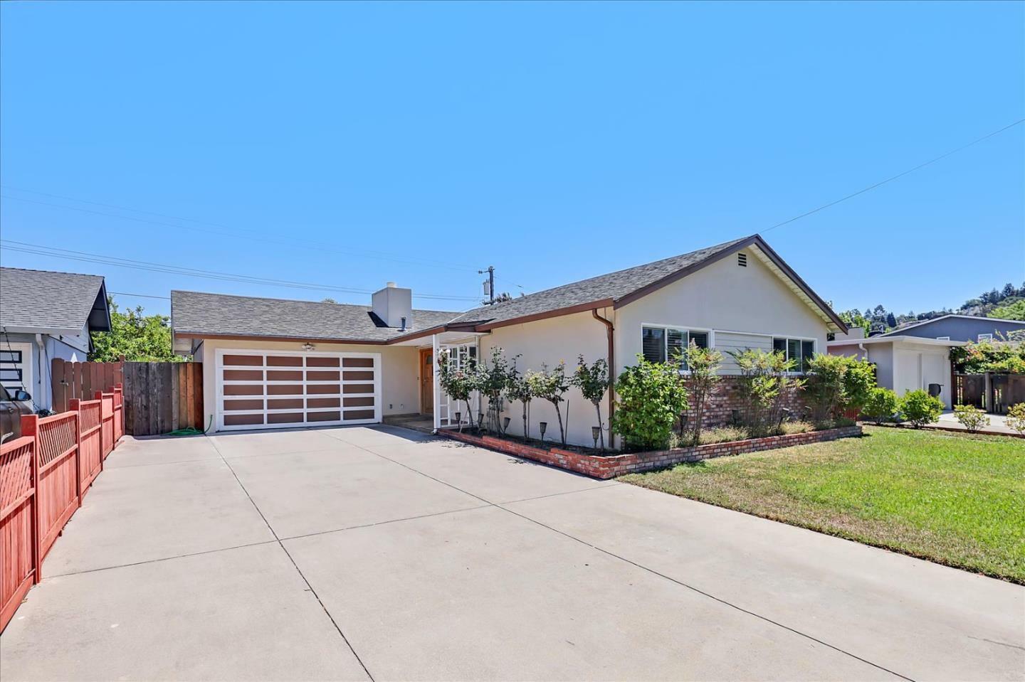 Property Photo:  511 Middlesex Road  CA 94002 