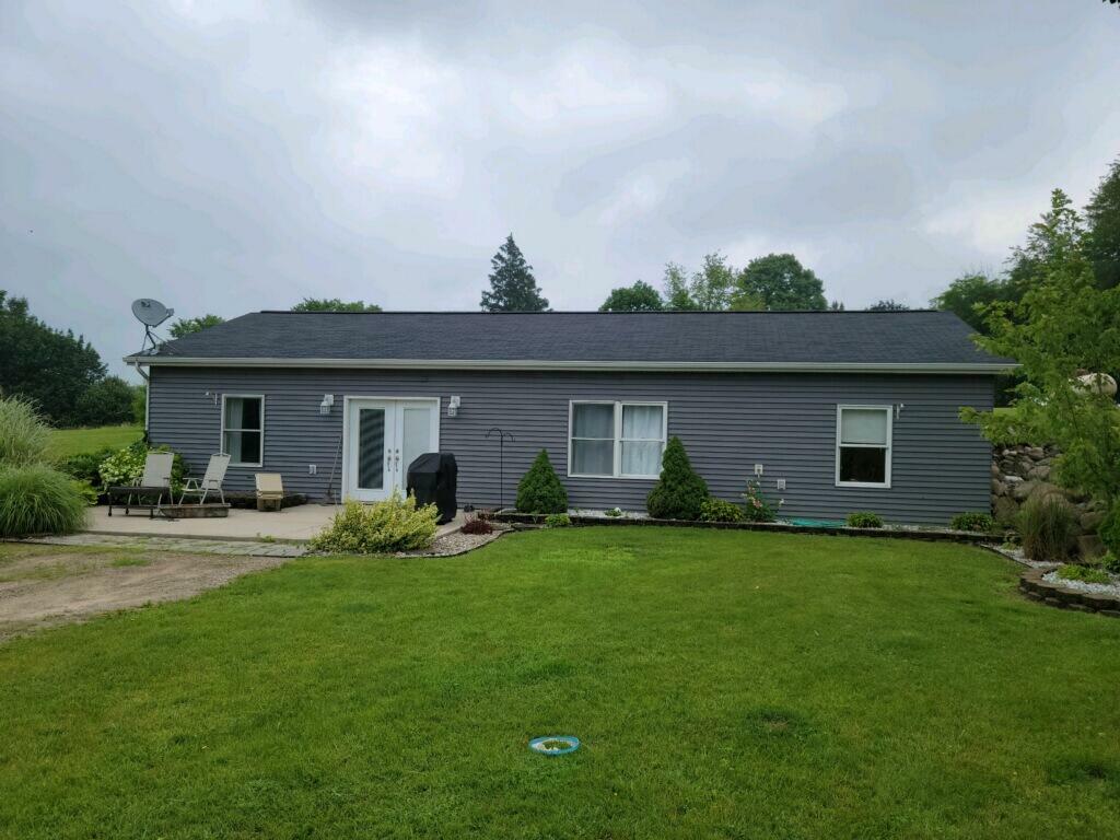 Property Photo:  2922 S Hillsdale Road  MI 49242 