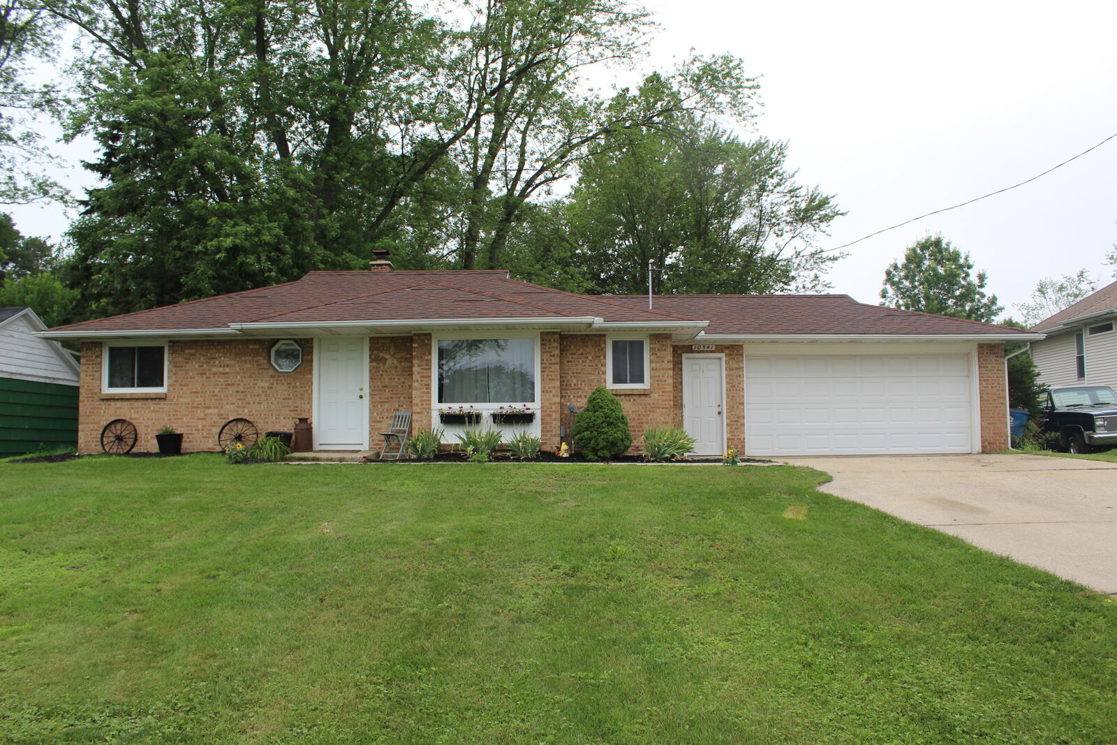 Property Photo: 10541 Chicago Drive MI 49464