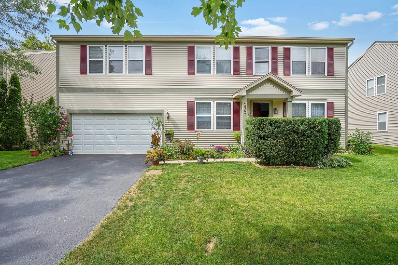 Property Photo: 3262 Marbill Farm Road IL 60538