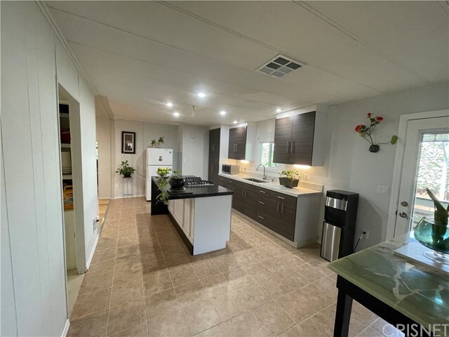 Property Photo: 16079 Yarnell Street C4 CA 91342
