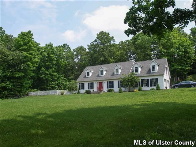 Property Photo: 11 Knightridge NY 12538