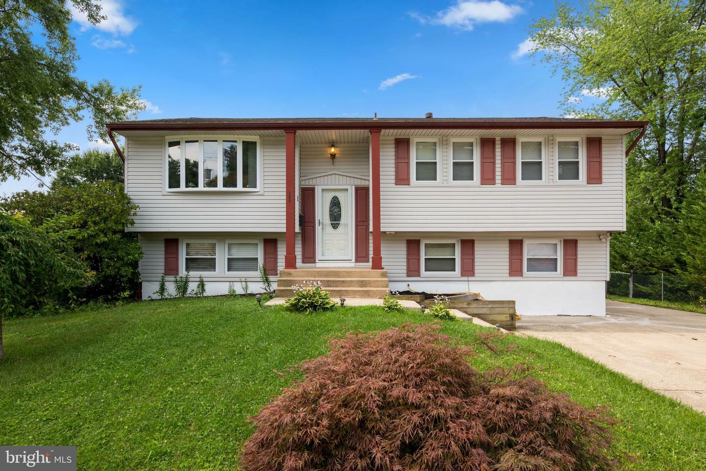 Property Photo:  508 Bloomfield Drive  NJ 08060 