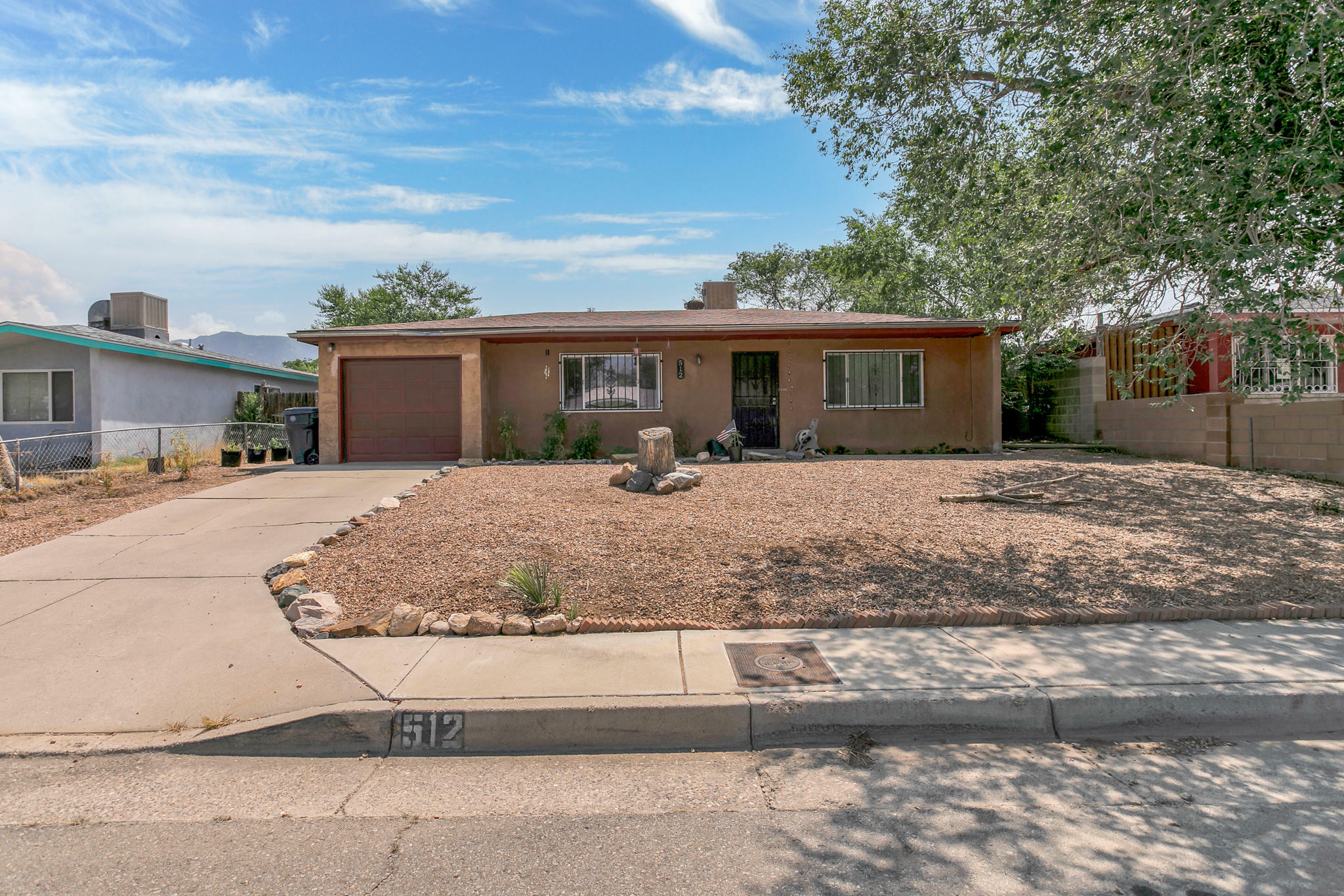 Property Photo:  512 Martha Street NE  NM 87123 